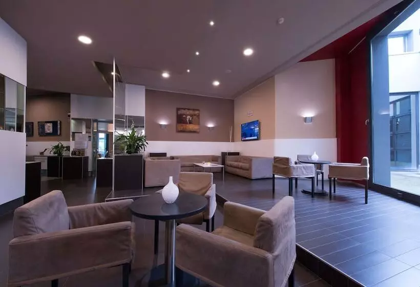 فندق Parma & Congressi