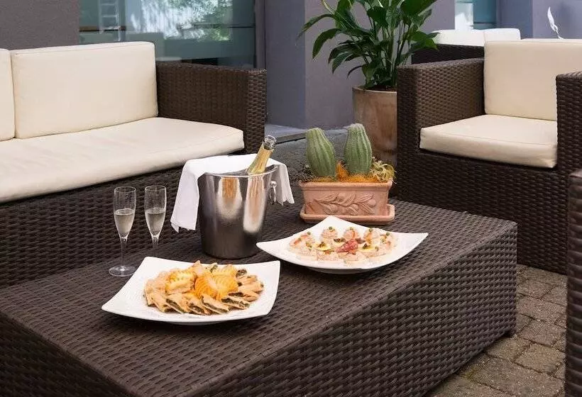 فندق Parma & Congressi