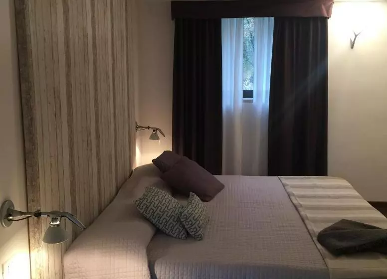 Отель Relais Villa d'Assio