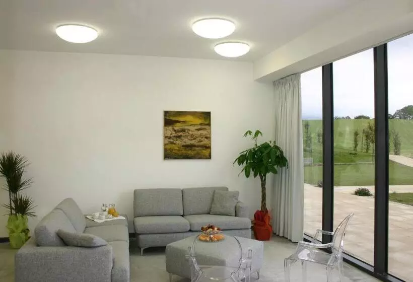 Отель Relais Villa d'Assio