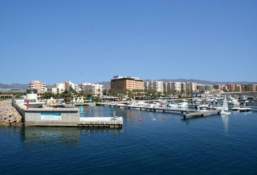 בית מלון כפרי Senator Águilas