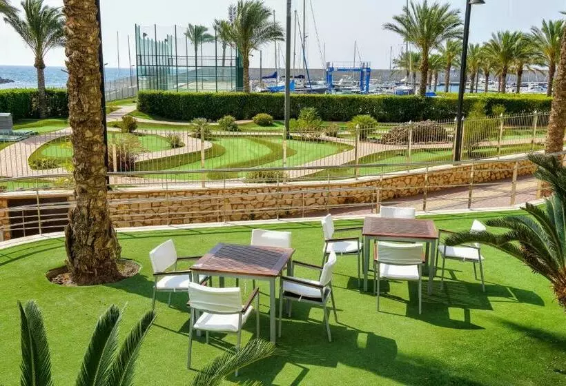 Отель Senator Águilas