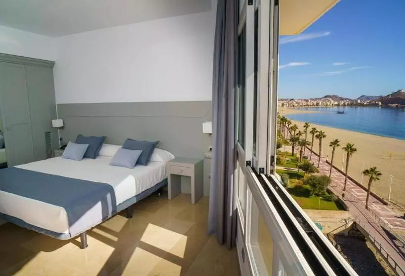 Отель Senator Águilas