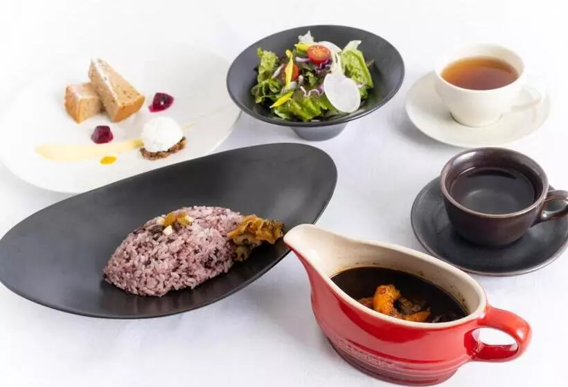 Отель The Celestine Tokyo Shiba