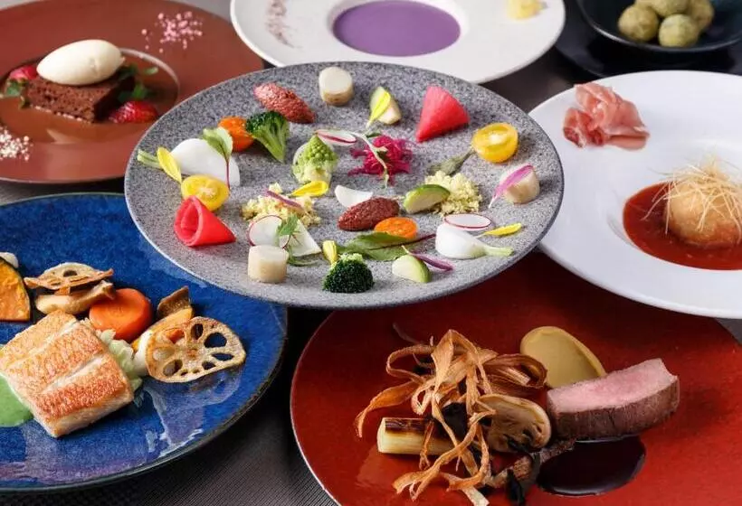 Отель The Celestine Tokyo Shiba