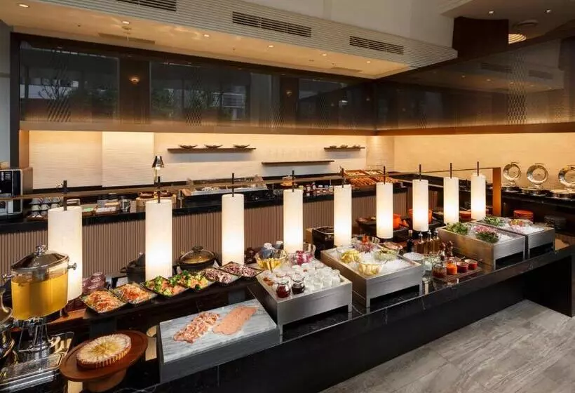 Отель The Celestine Tokyo Shiba