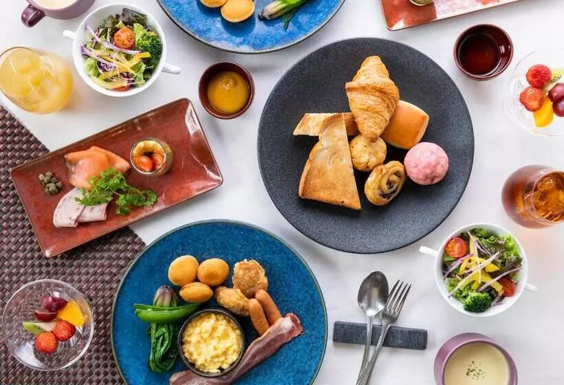 Отель The Celestine Tokyo Shiba