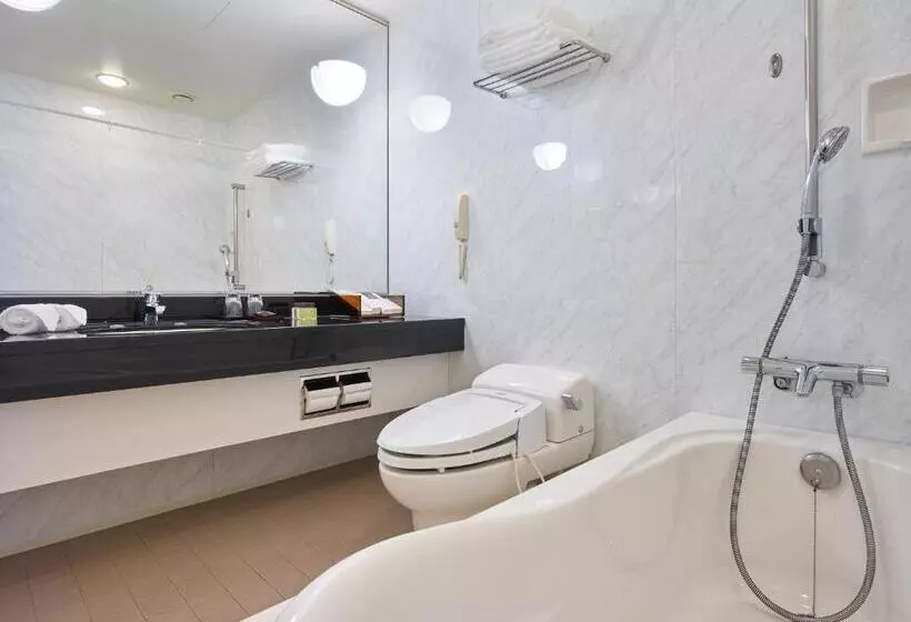 Отель The Celestine Tokyo Shiba