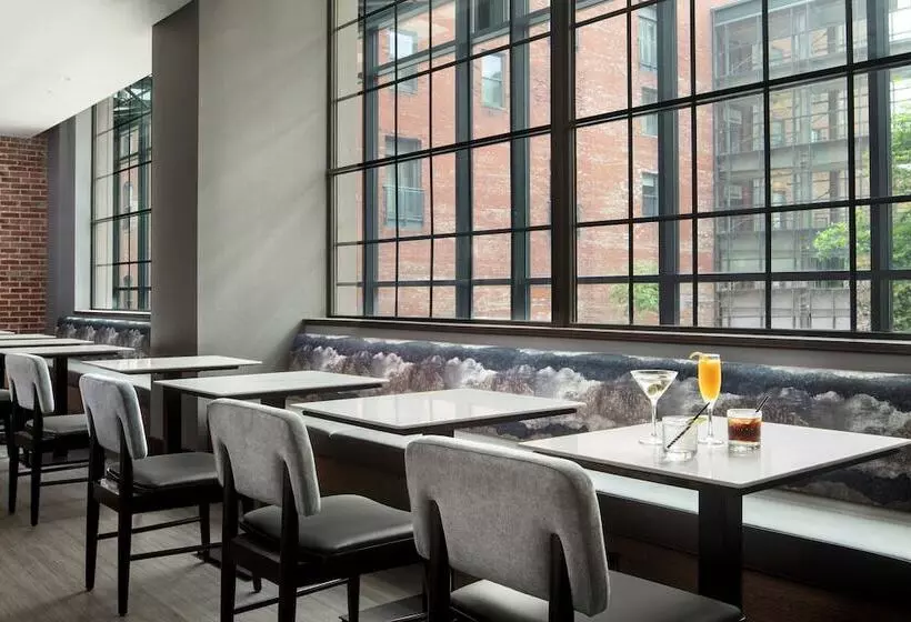 هتل The Westin St. Louis