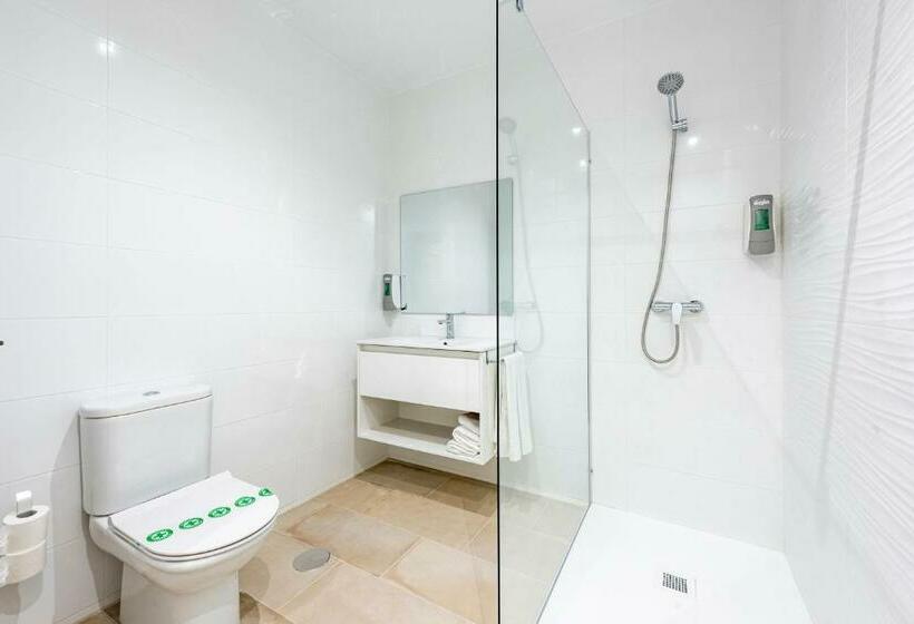 هتل Toboso Almunecar