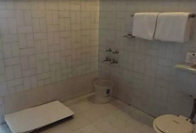 בית מלון כפרי Woodville Palace By Signum