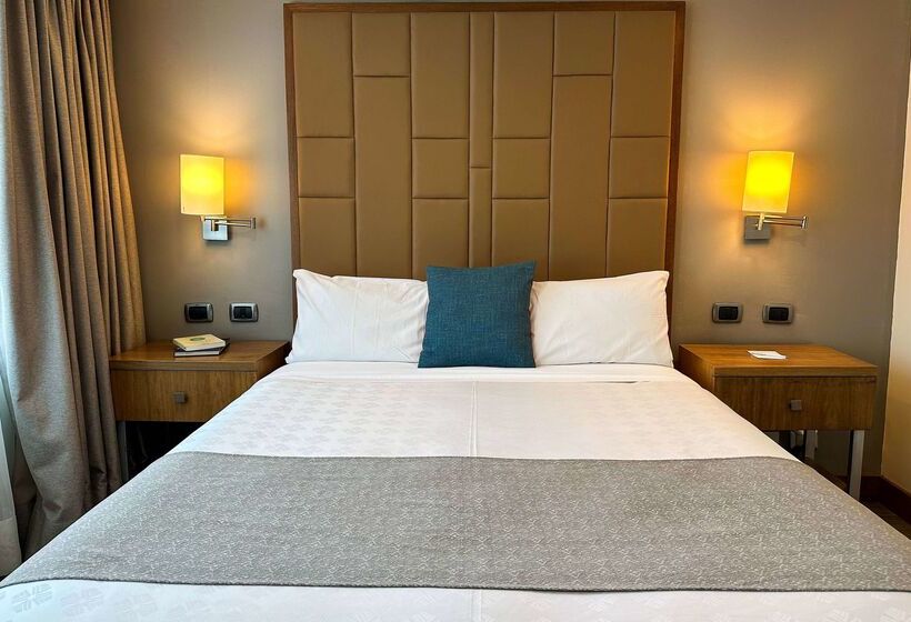 فندق Wyndham Garden Quito