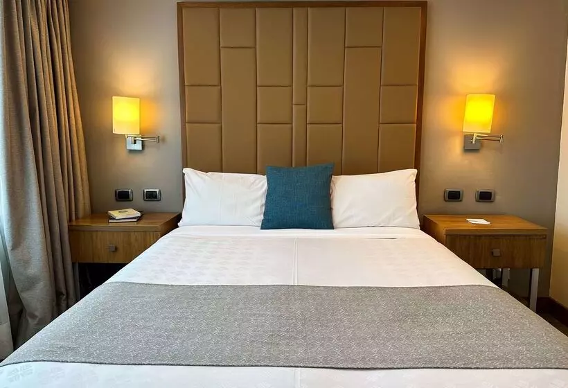 בית מלון כפרי Wyndham Garden Quito