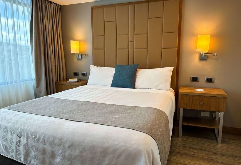 فندق Wyndham Garden Quito