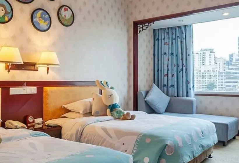 Отель Xiamen Huaqiao