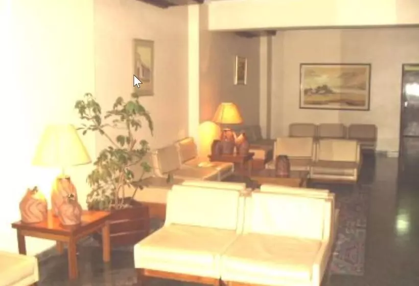 Manduvira Hotel Plaza