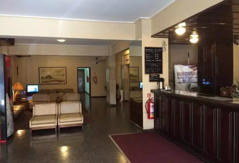 Manduvira Hotel Plaza