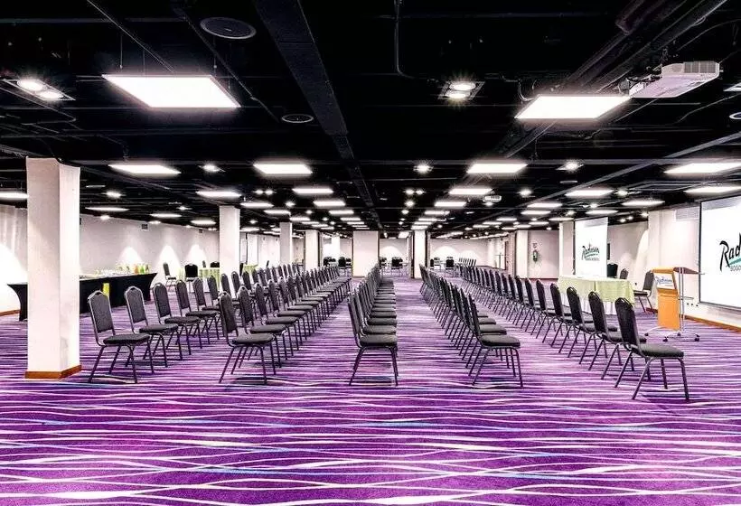 Radisson Bogota Metrotel