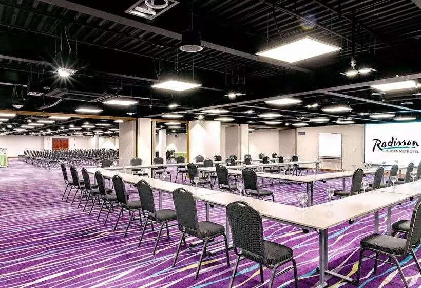 Radisson Bogota Metrotel
