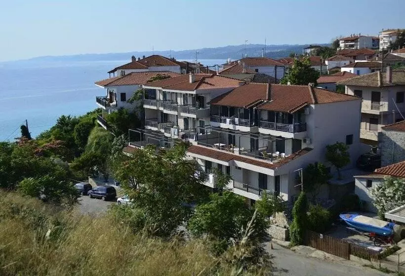 Hôtel Arellis Studios