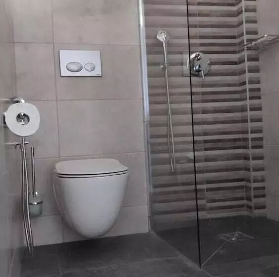 Hôtel Arellis Studios