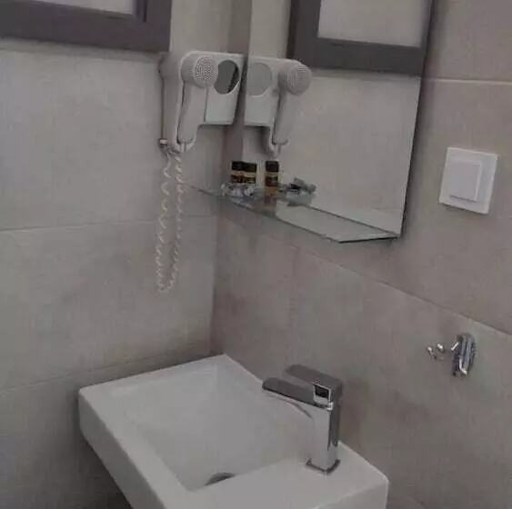 Hôtel Arellis Studios