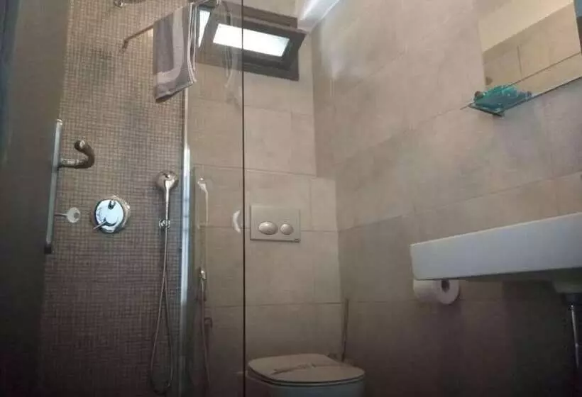 Hôtel Arellis Studios