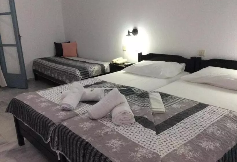 Hôtel Arellis Studios