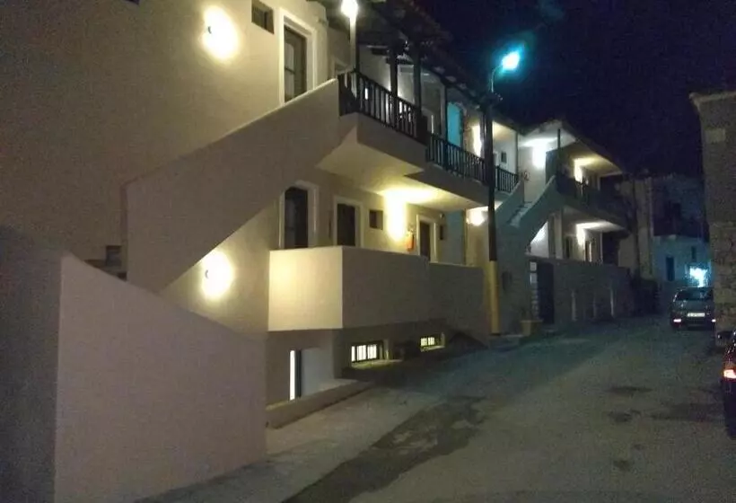 Hôtel Arellis Studios