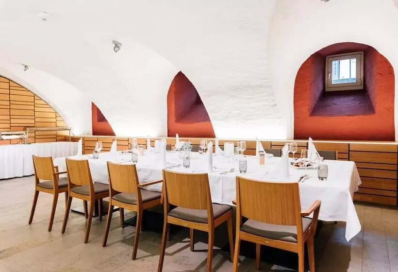 هتل Bildungs Und Tagungshaus Liborianum