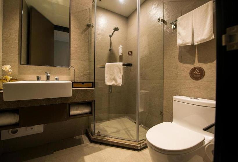 Hotel Home Inn Plus Shanghai Chifeng Road Metro Station