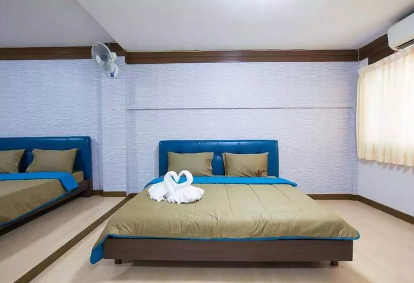 Hotelli Kesorn Place