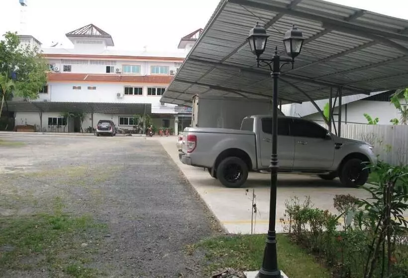 Hotelli Kesorn Place