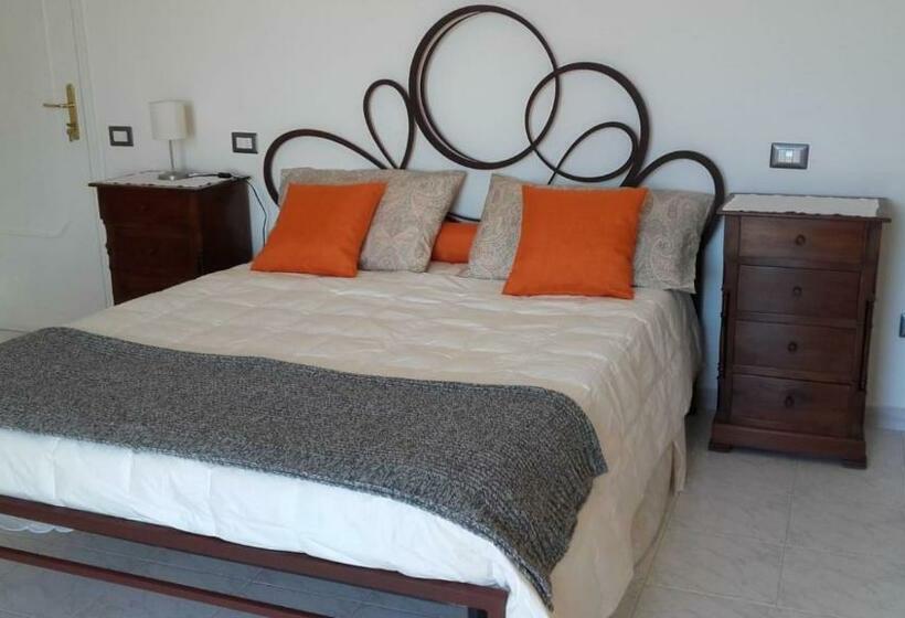 Отель La Casa In Vigna