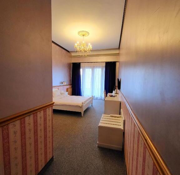 هتل Nf Palace Old City Bucharest