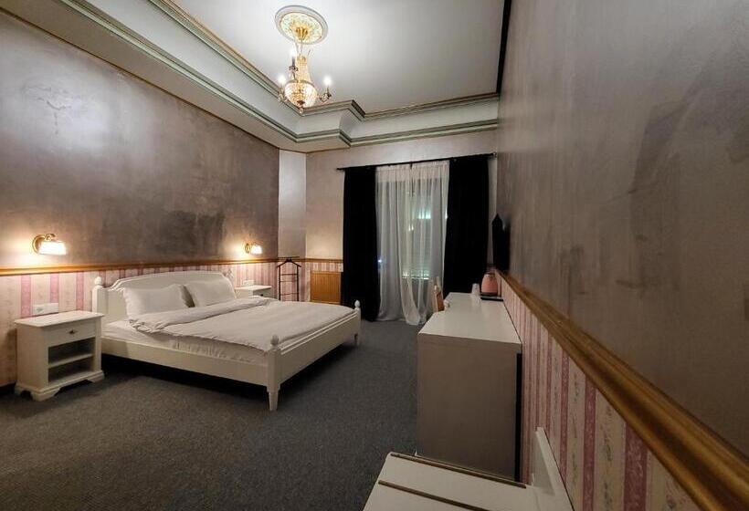 هتل Nf Palace Old City Bucharest