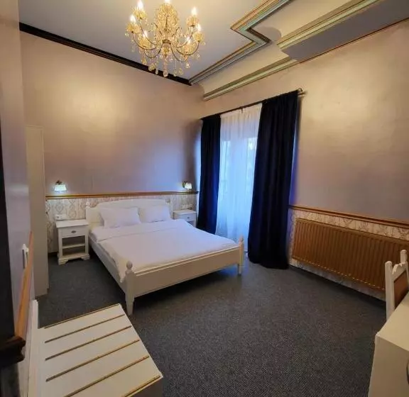 هتل Nf Palace Old City Bucharest