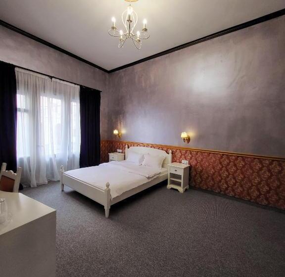 هتل Nf Palace Old City Bucharest