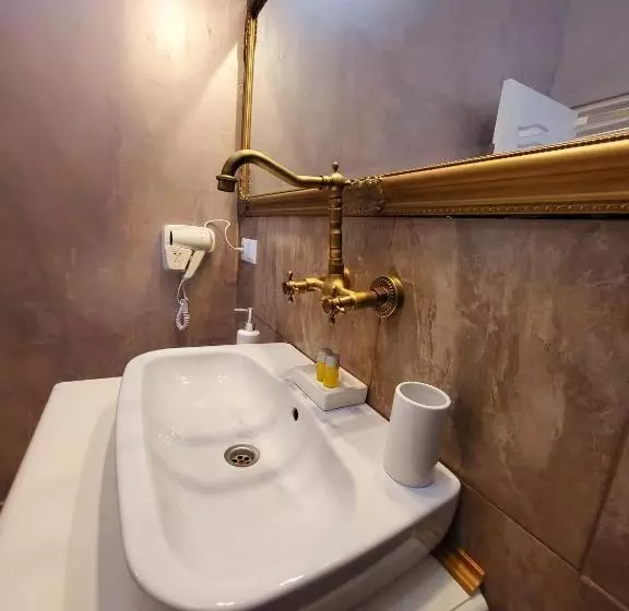 هتل Nf Palace Old City Bucharest