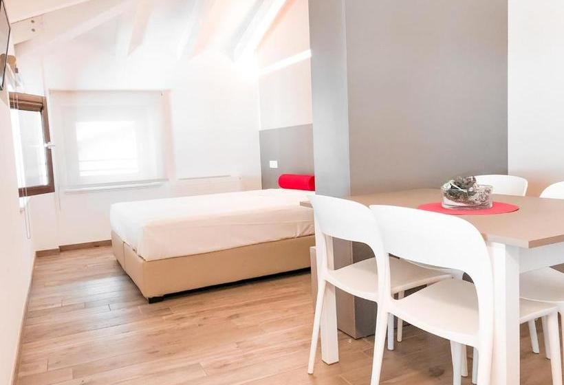 بنسيون Al Campanile Di San Daniele