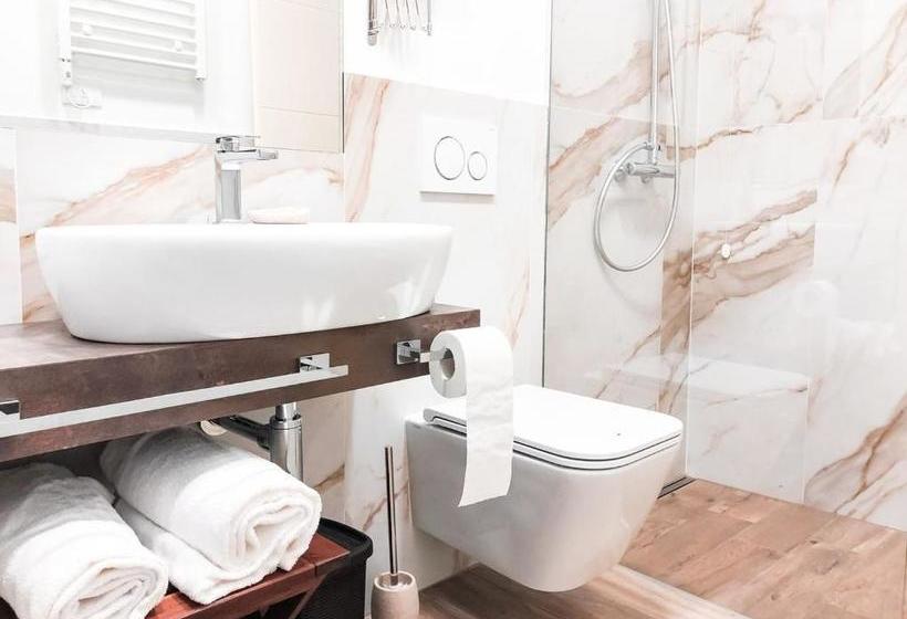 بنسيون Al Campanile Di San Daniele