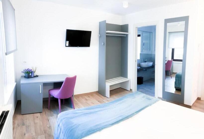 بنسيون Al Campanile Di San Daniele