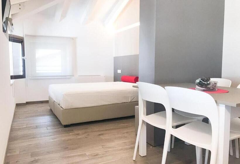 بنسيون Al Campanile Di San Daniele