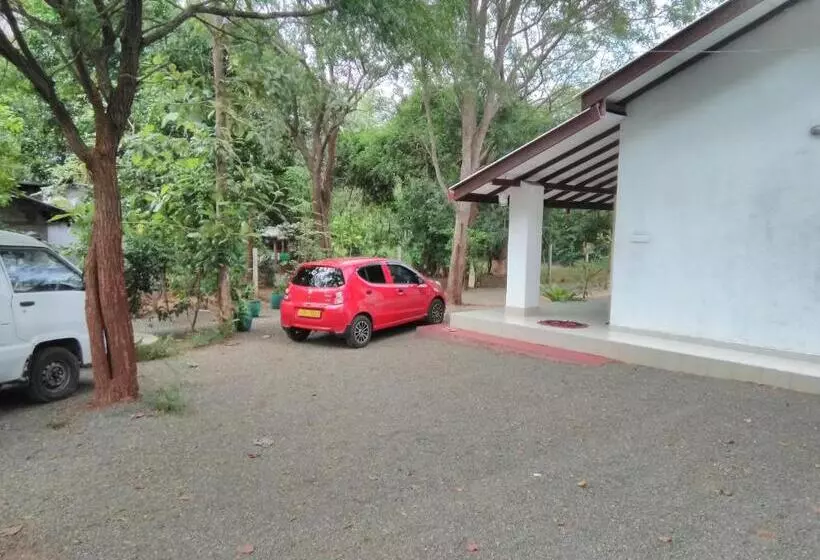 ペンション Amadi Rest