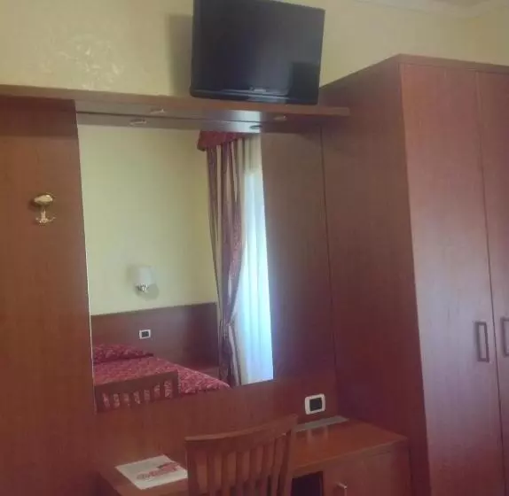 Pensione Guglielmo Marconi House