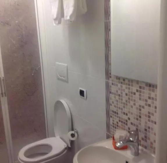 Pensione Guglielmo Marconi House