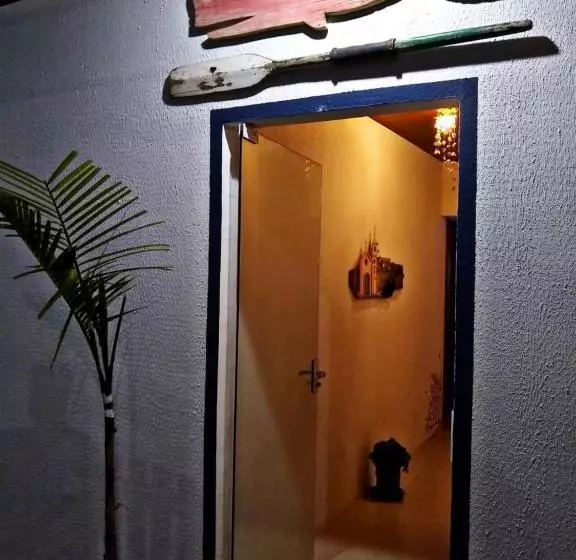 پانسیون Pousada Armação Das Baleias