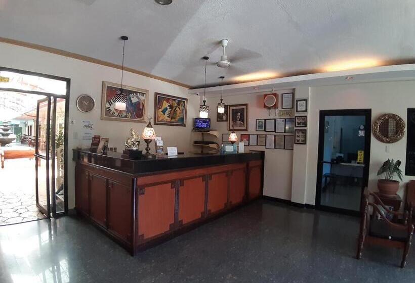 Reddoorz At New Casamila Hotel Palawan