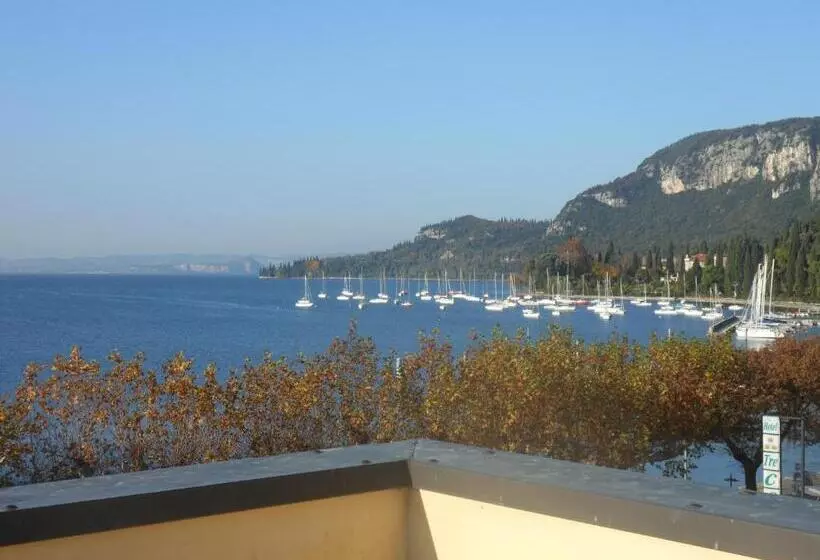 Hotelli Ristorante Miralago