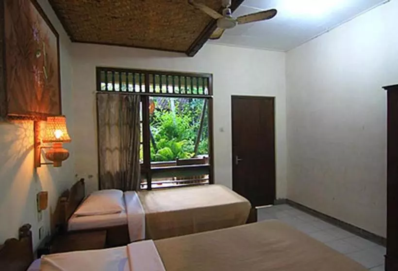 リゾートホテル Dewa Bharata Bungalows Candidasa